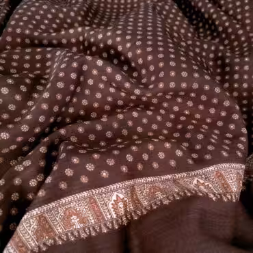 cienka wełna z kaszmirem wzór z raportami na bokach brąz