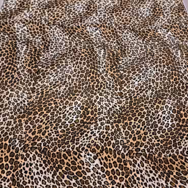 włoskie tkaniny wiskoza wzór panterka na jedwabistym spodzie ekskluzywne materiały odzieżowe do szycia sukienek