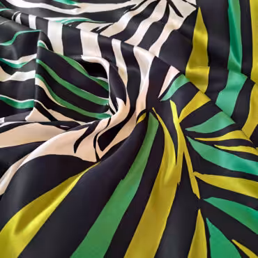 wiskoza jedwabista markowa pasy liście czarny z zielenią