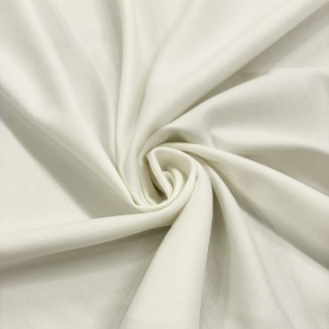 Welna-z-elastanem-biala-smietankowa-WEG0230-2.jpg